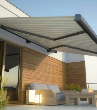 Retractable Outdoor Awnings