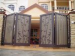 Aluminium Trackless Bi Folding Swing Gate