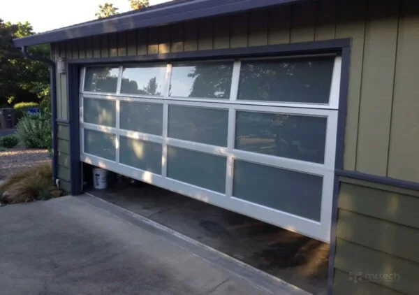 Aluminum Alloy Tempered Glass Panel Full View Garage Door