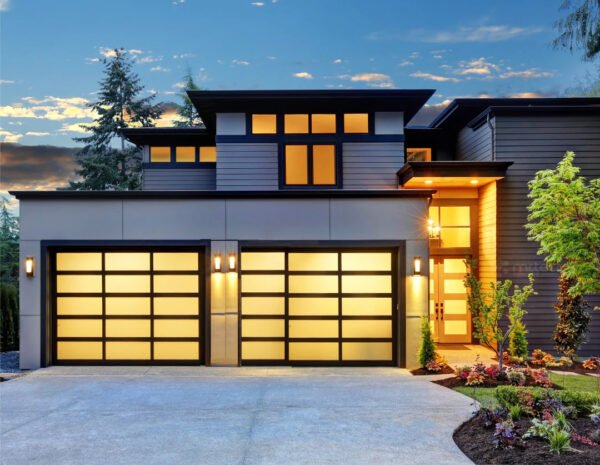 Modern Design Aluminum Panel and Glass Panel Combination Sectional Garage Door